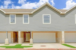 Stunning Luxury 4 bedroom House with Free Parking